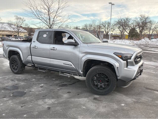 2026 Toyota Tacoma SR5's photo
