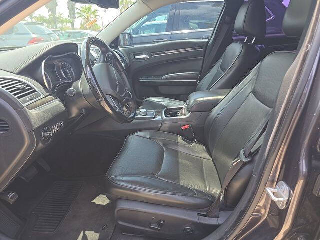 2018 Chrysler 300 Limited