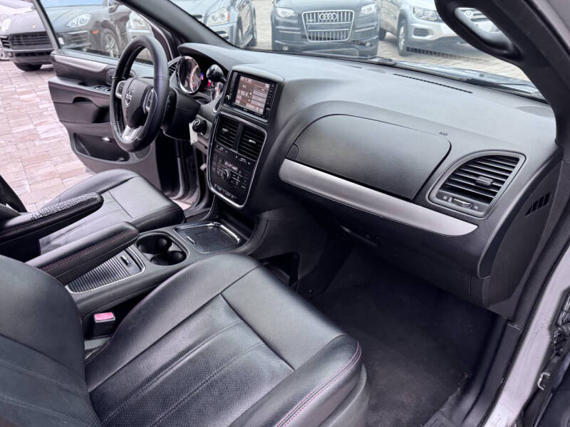 2019 Dodge Grand Caravan GT
