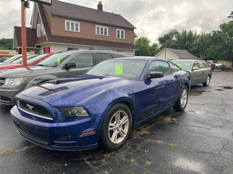 2014 Ford Mustang for sale at Holiday Auto Sales in Grand Rapids MI