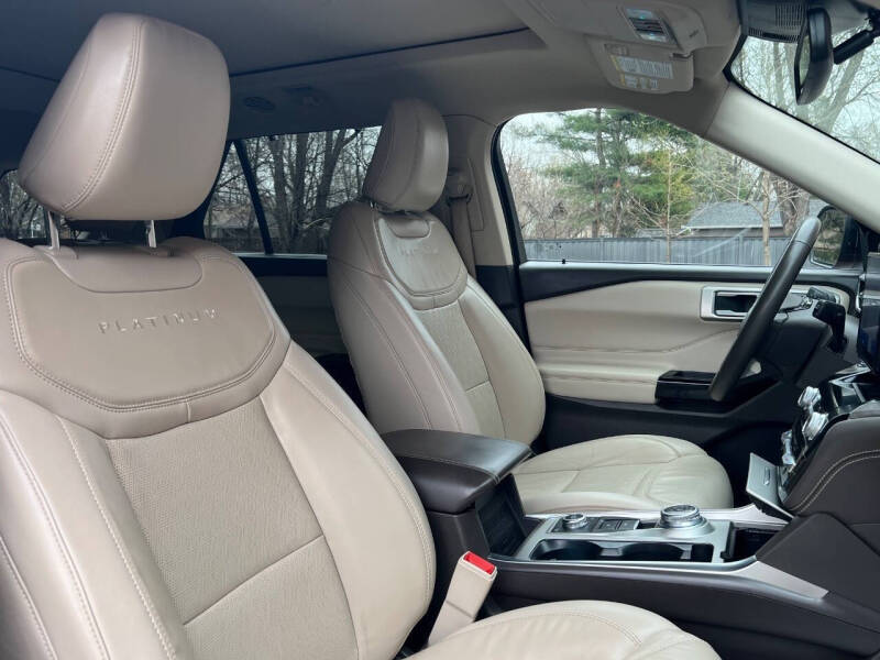 2024 Ford Explorer Platinum
