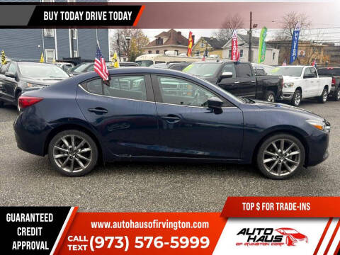 2018 Mazda MAZDA3 Touring