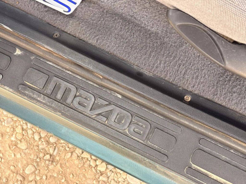 2000 Mazda B-Series