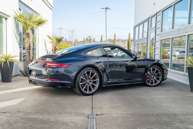 2018 Porsche 911 8