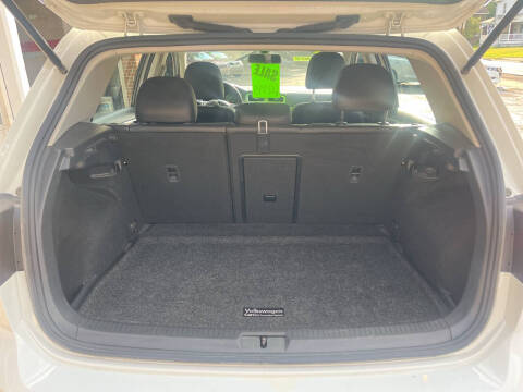 2017 Volkswagen Golf TSI SEL