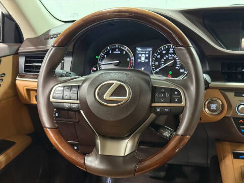 2017 Lexus ES 350
