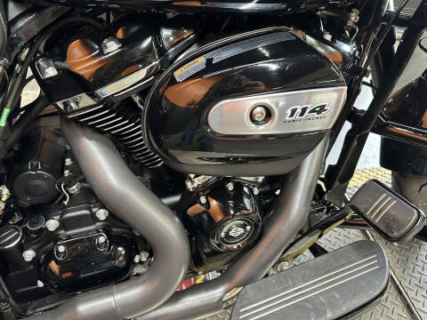 2022 Harley-Davidson FLTRXS - Road Glide Spec