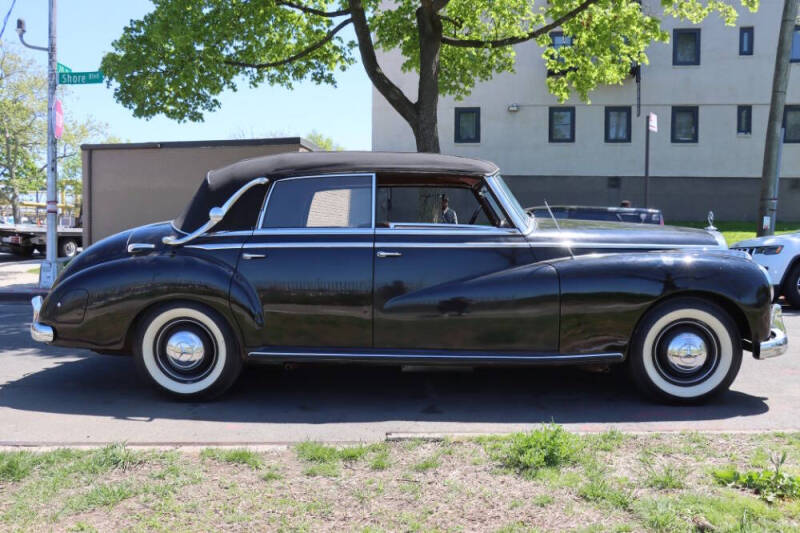 1954 Mercedes-Benz 300-Class