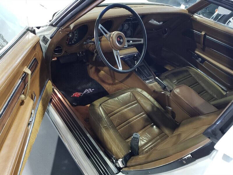 1972 Chevrolet Corvette 9