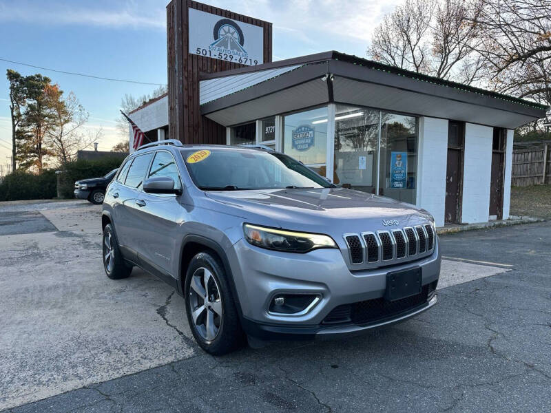 Jeep Cherokee's photo