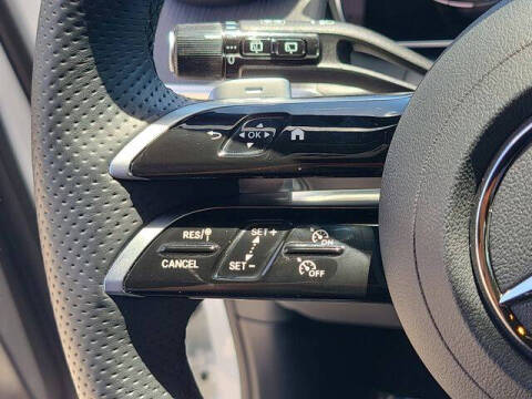 2025 Mercedes-Benz GLC GLC 300 4MATIC