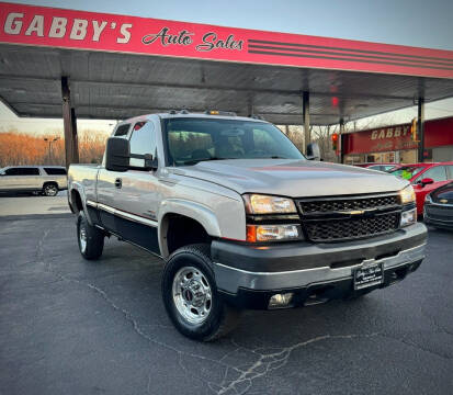 2005 Chevrolet Silverado 2500HD for sale at GABBY'S AUTO SALES in Valparaiso IN