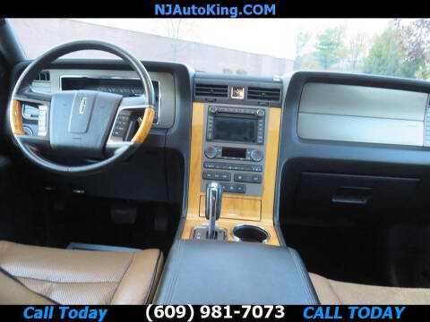 2012 Lincoln Navigator L