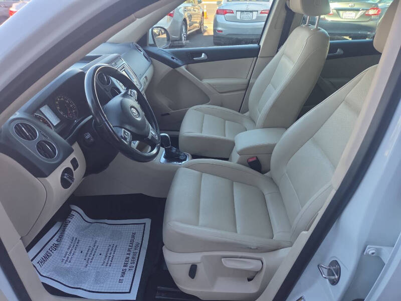 2014 Volkswagen Tiguan S 4Motion