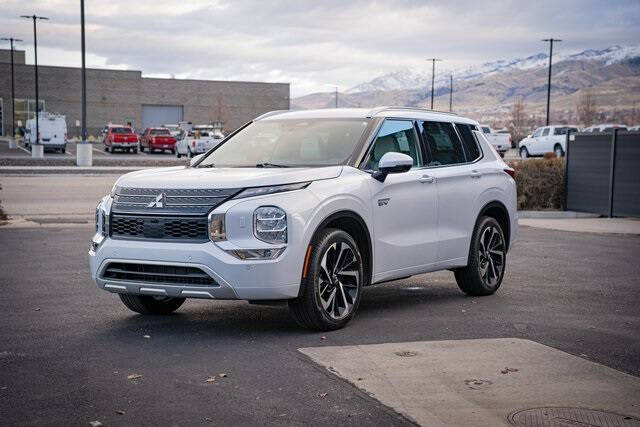 2023 Mitsubishi Outlander PHEV SEL