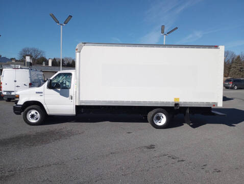 2017 Ford E-Series E-350 SD