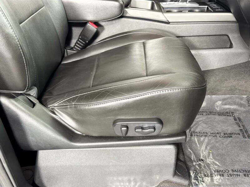 2014 Nissan Armada SV