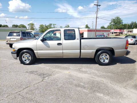 1999 Chevrolet Silverado 1500 for sale at 4M Auto Sales | 828-327-6688 | 4Mautos.com in Hickory NC
