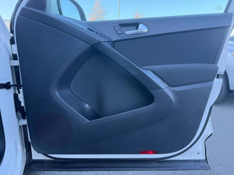 2012 Volkswagen Tiguan S