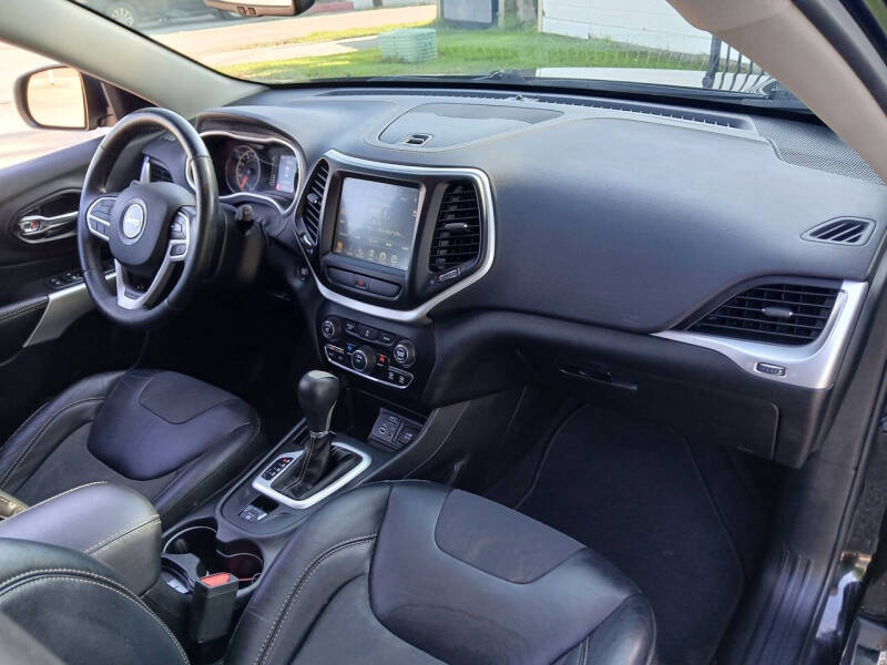 2018 Jeep Cherokee Latitude Plus