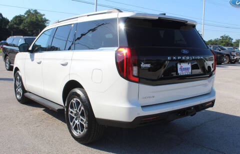 2026 Ford Expedition Active