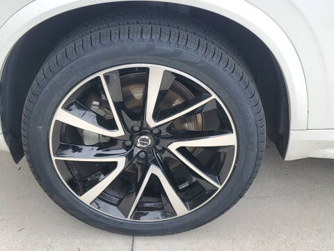 2024 Volvo XC90 B5 Plus Bright Theme