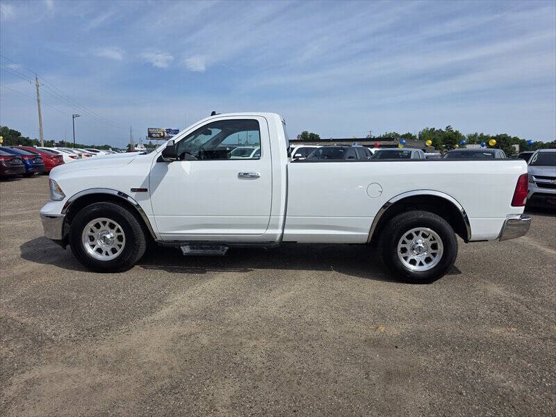 2016 RAM 1500 SLT