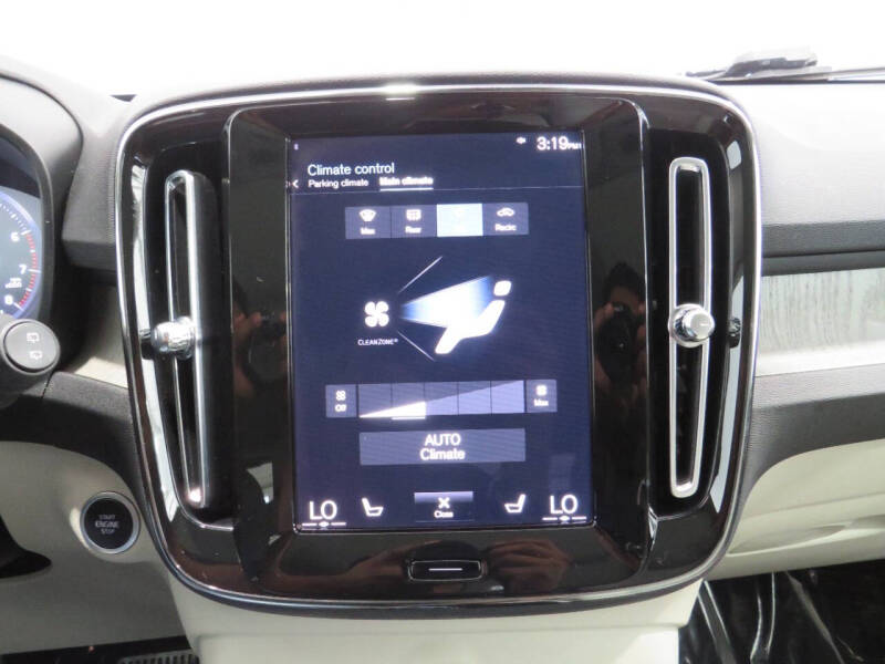 2021 Volvo XC40 T4 Inscription