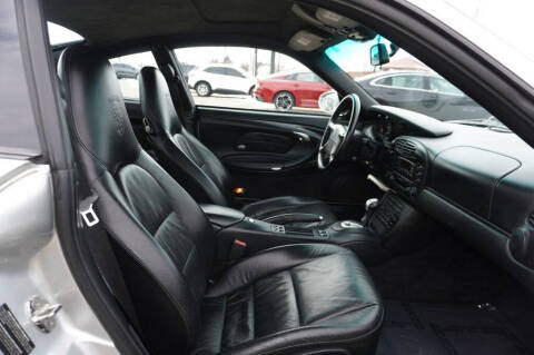 2001 Porsche 911 Carrera