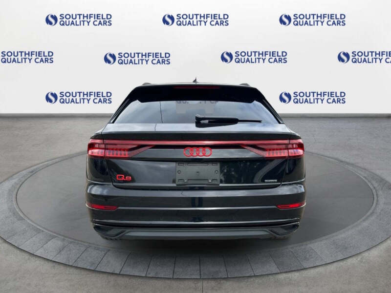 2021 Audi Q8 quattro Premium 55 TFSI