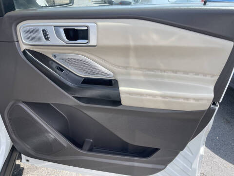 2020 Ford Explorer Platinum