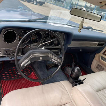 1977 Ford Thunderbird