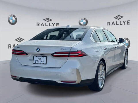 2025 BMW 5 Series 530i xDrive