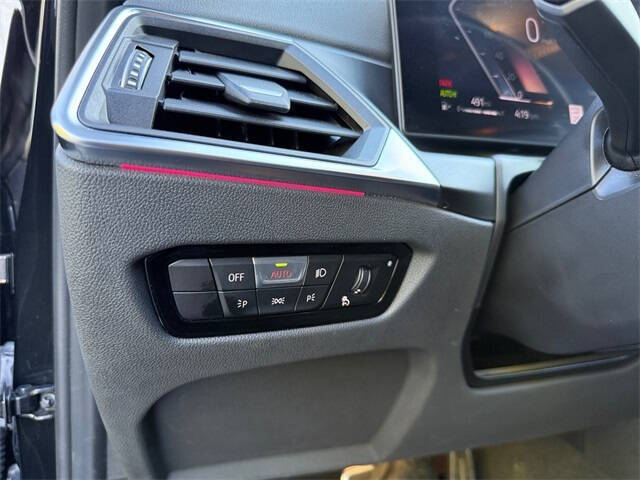 2024 BMW 3 Series 330i