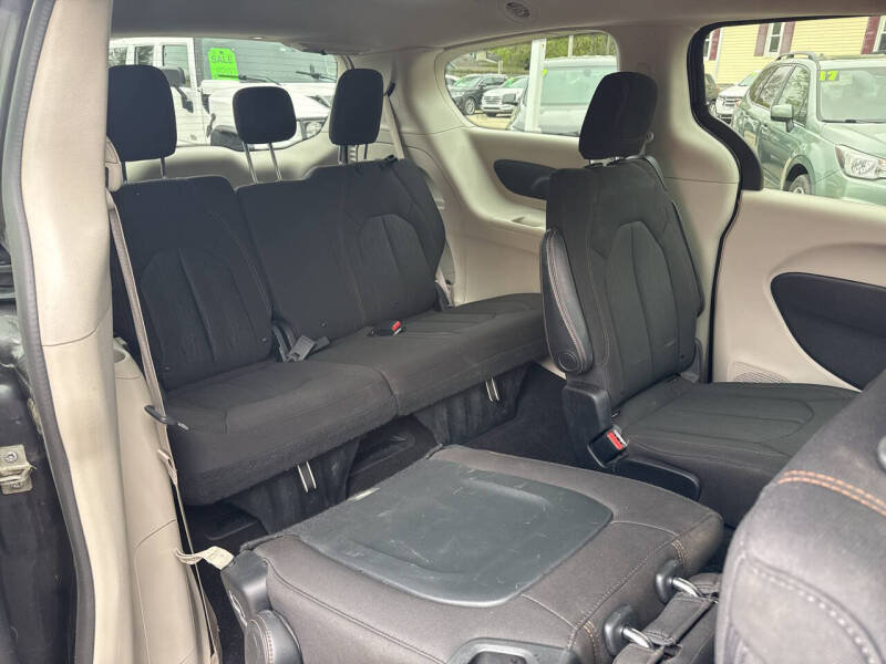 2017 Chrysler Pacifica Touring