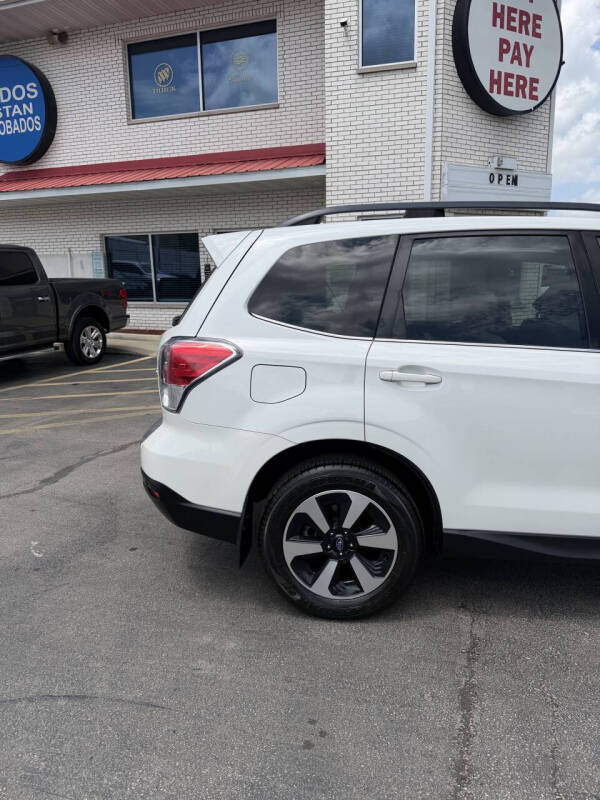 2017 Subaru Forester 2.5i Limited