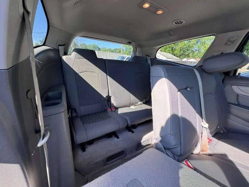 2016 Chevrolet Traverse LS