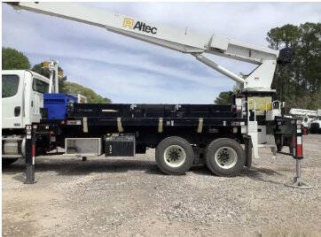 2015 Freightliner 108 SD