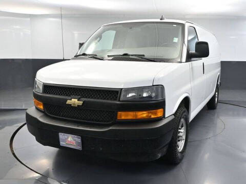 2022 Chevrolet Express 2500