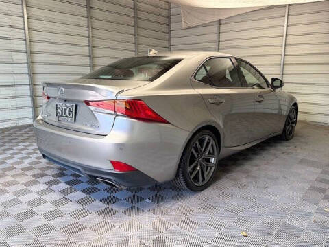 2019 Lexus IS 300