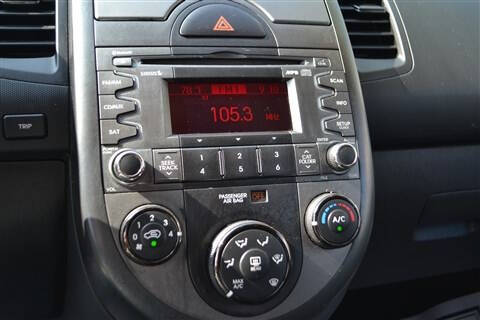 2010 Kia Soul +