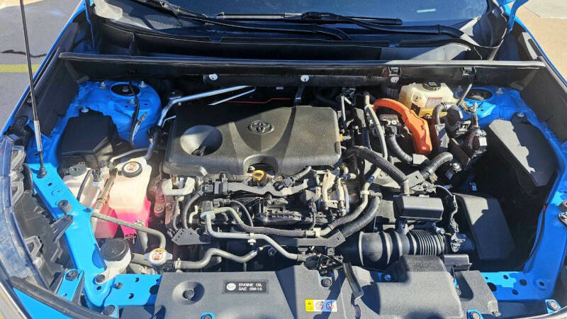 2021 Toyota RAV4 Hybrid XLE