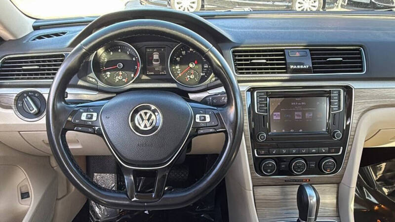 2018 Volkswagen Passat 2.0T SE