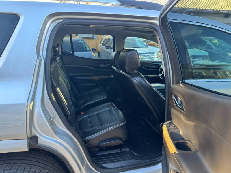 2019 GMC Acadia Denali