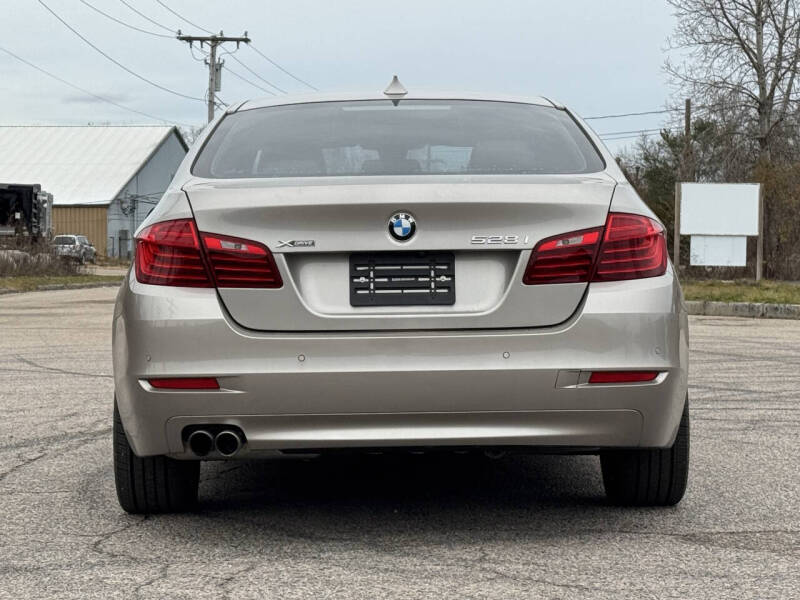 2016 BMW 5 Series 528i xDrive