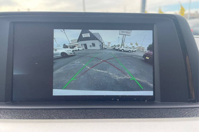 2018 BMW 3 Series 320i