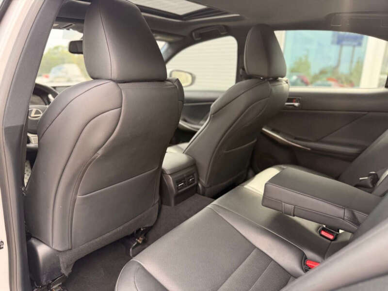2015 Lexus IS 250