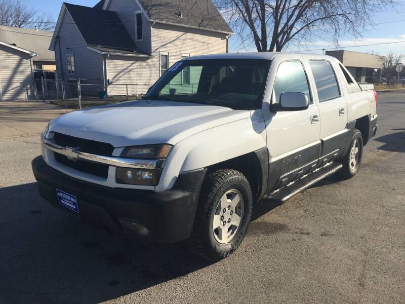 2003 Chevrolet Avalanche for sale at Blue Collar Auto Inc in Council Bluffs IA