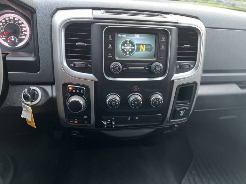 2019 RAM 1500 Classic SLT