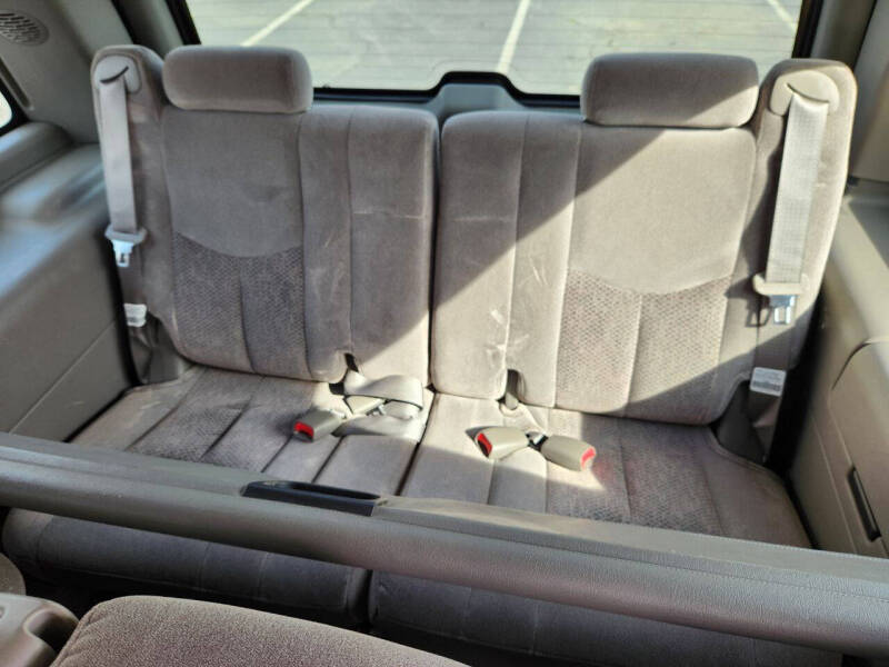 2003 Chevrolet Tahoe LS